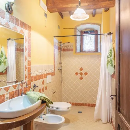 Lovely Apartment In Citta Di Castello Pg